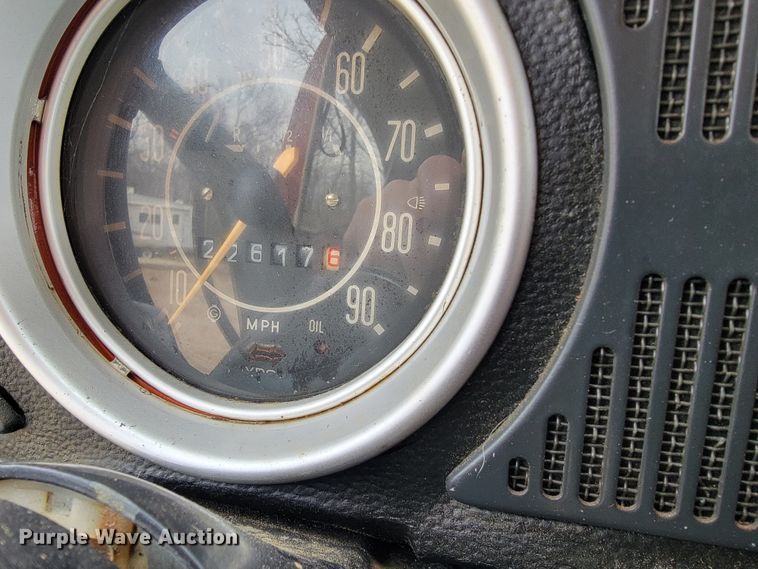 image for item JE9946 1971 Volkswagen Beetle