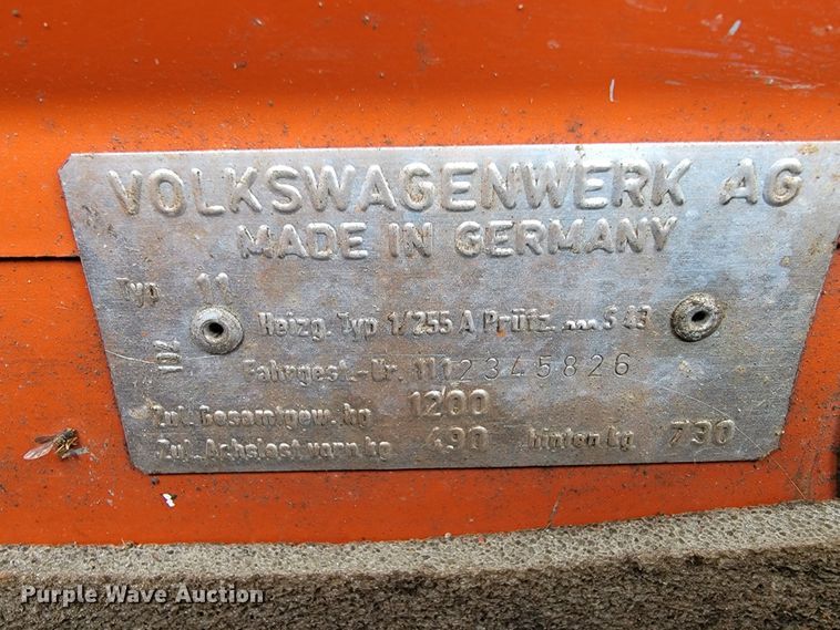 image for item JE9946 1971 Volkswagen Beetle