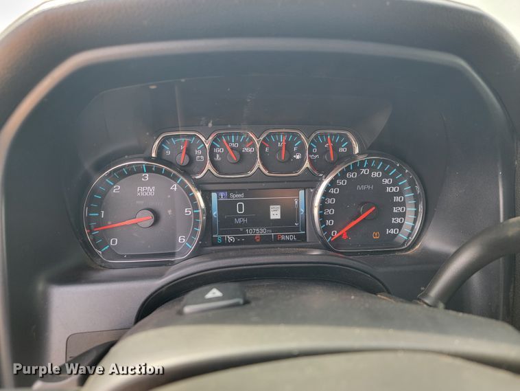 image for item JE9951 2017 Chevrolet Silverado 1500  Crew Cab pickup truck