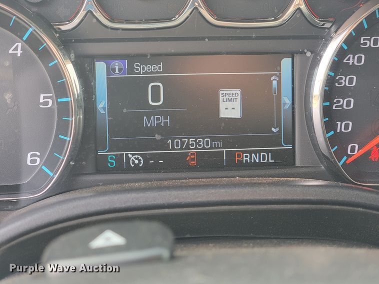 image for item JE9951 2017 Chevrolet Silverado 1500  Crew Cab pickup truck