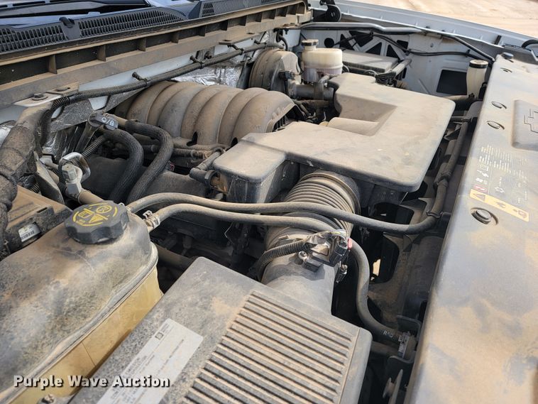 image for item JE9951 2017 Chevrolet Silverado 1500  Crew Cab pickup truck