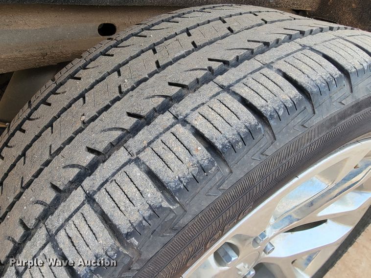 image for item JE9951 2017 Chevrolet Silverado 1500  Crew Cab pickup truck