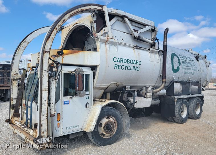 image for item JE9969 1998 Crane Carrier  refuse truck