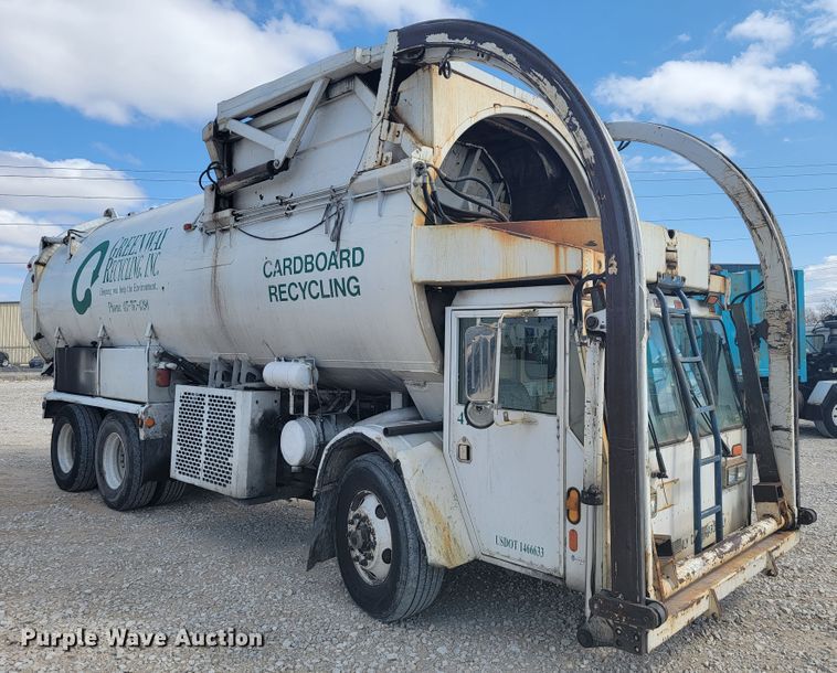 image for item JE9969 1998 Crane Carrier  refuse truck