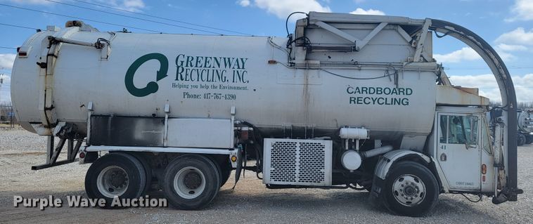 image for item JE9969 1998 Crane Carrier  refuse truck