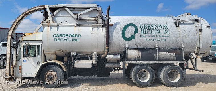 image for item JE9969 1998 Crane Carrier  refuse truck