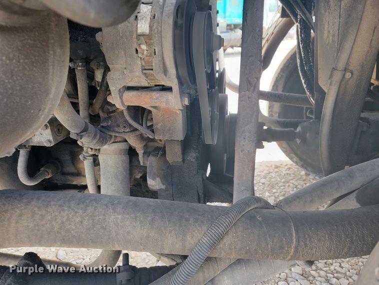 image for item JE9969 1998 Crane Carrier  refuse truck