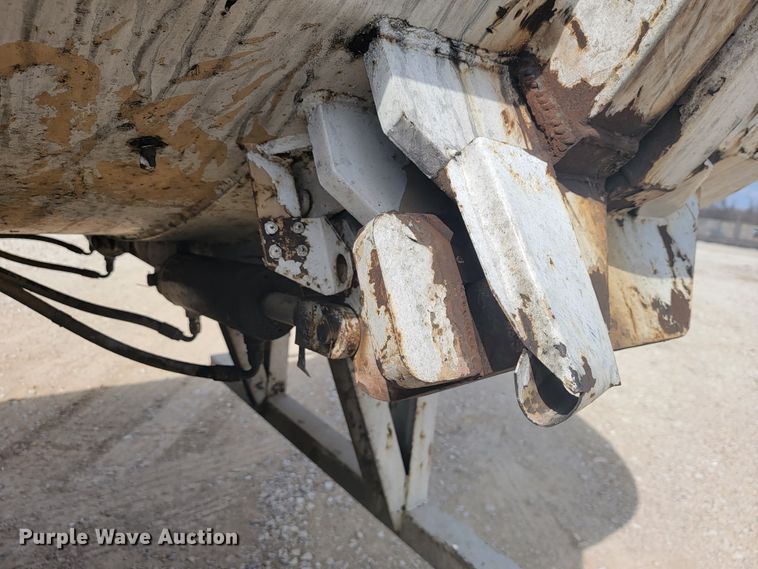 image for item JE9969 1998 Crane Carrier  refuse truck