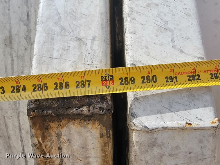 image for item JE9969 1998 Crane Carrier  refuse truck