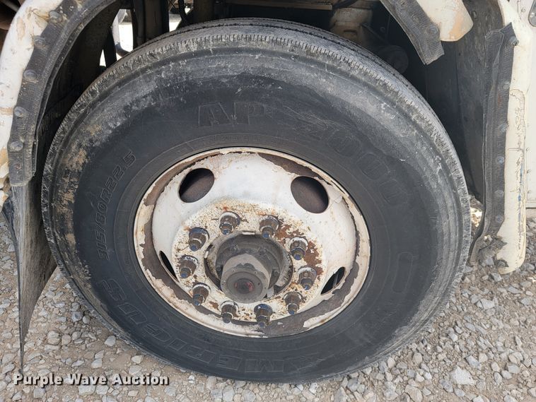 image for item JE9969 1998 Crane Carrier  refuse truck