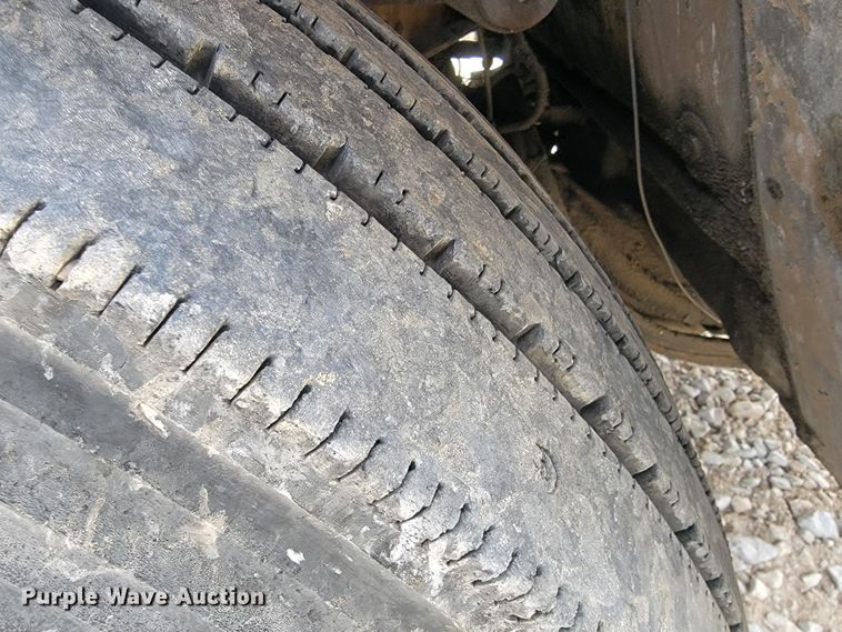 image for item JE9969 1998 Crane Carrier  refuse truck