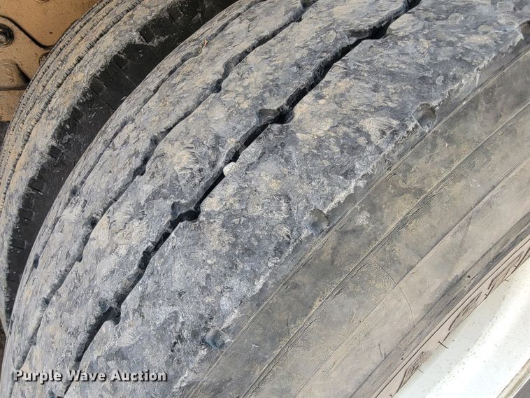 image for item JE9969 1998 Crane Carrier  refuse truck