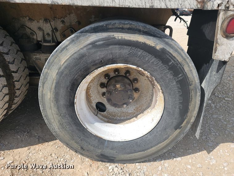 image for item JE9969 1998 Crane Carrier  refuse truck