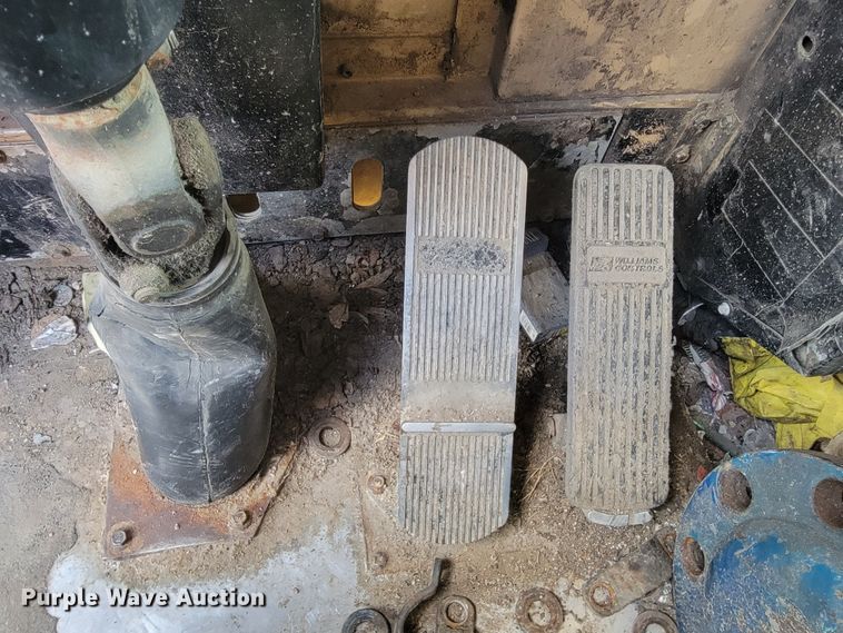 image for item JE9971 1997 Crane Carrier  refuse truck