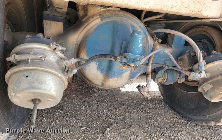 image for item JE9971 1997 Crane Carrier  refuse truck