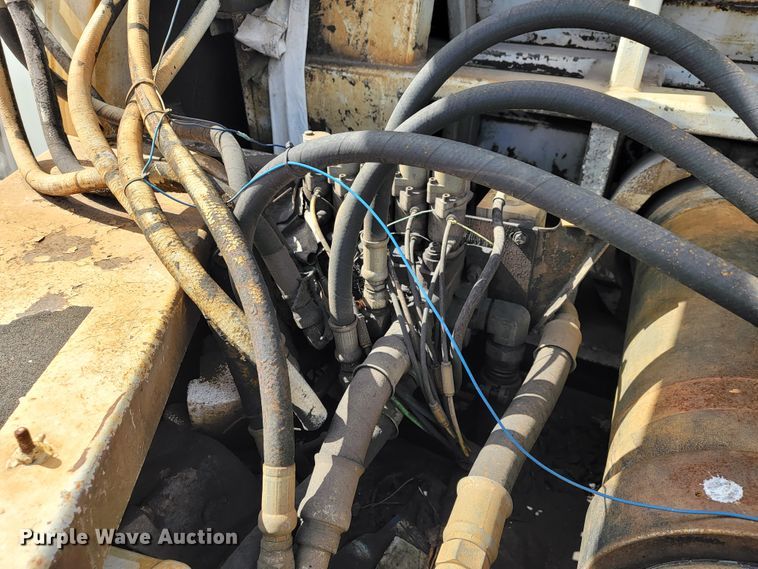 image for item JE9971 1997 Crane Carrier  refuse truck