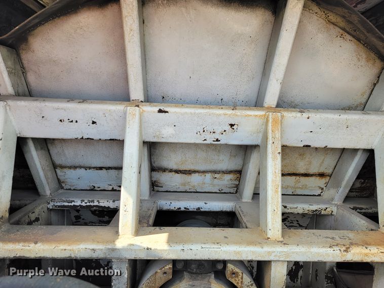 image for item JE9971 1997 Crane Carrier  refuse truck