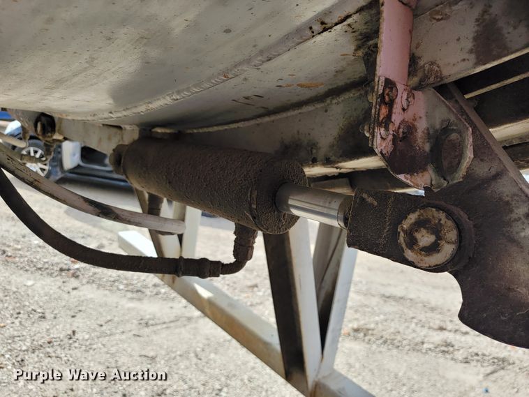 image for item JE9971 1997 Crane Carrier  refuse truck