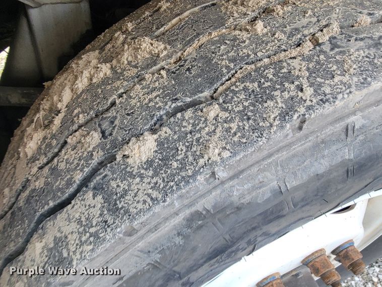 image for item JE9971 1997 Crane Carrier  refuse truck