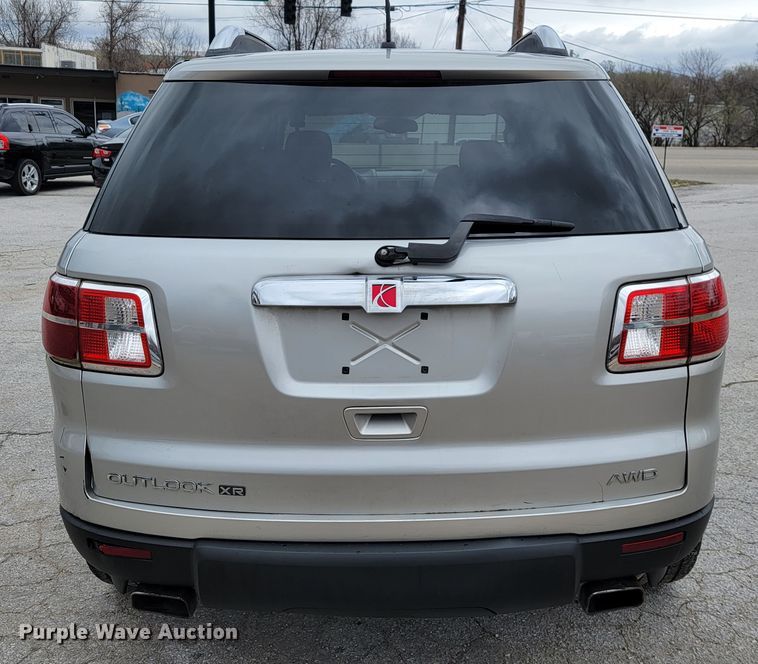 image for item JF9001 2008 Saturn Outlook XR  SUV