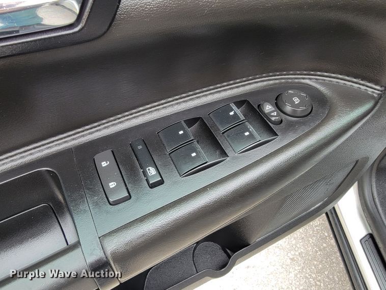 image for item JF9001 2008 Saturn Outlook XR  SUV