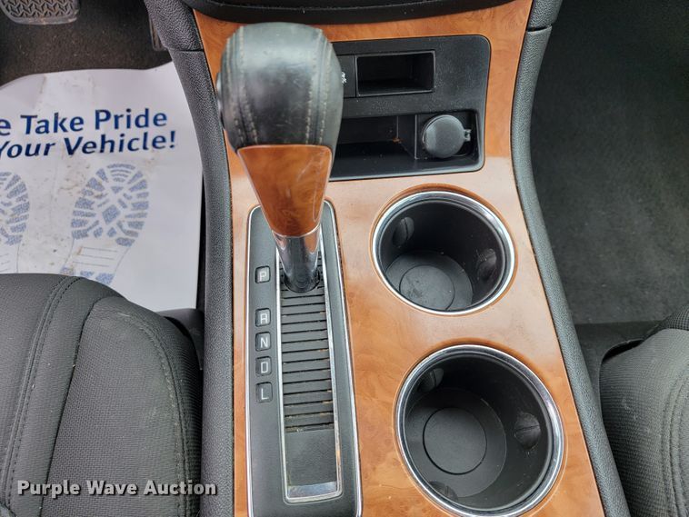 image for item JF9001 2008 Saturn Outlook XR  SUV