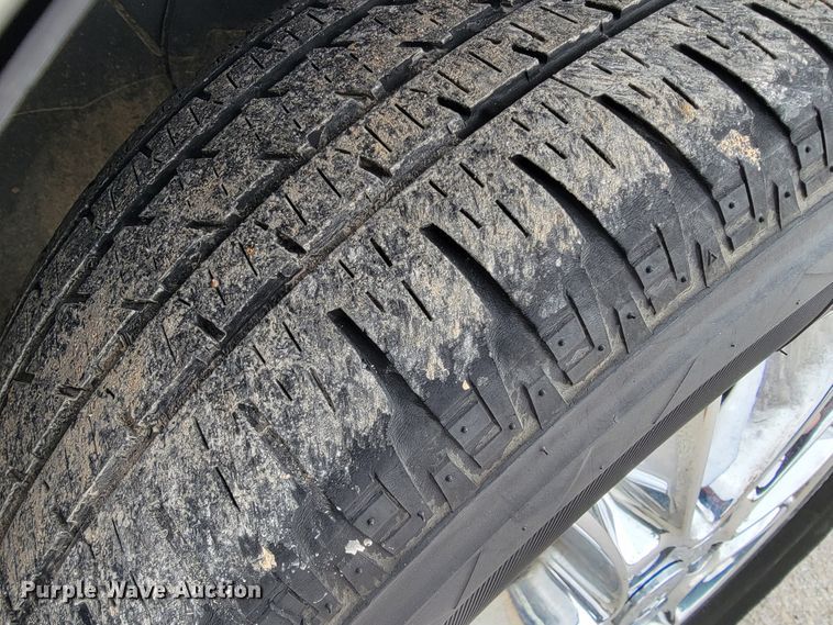 image for item JF9001 2008 Saturn Outlook XR  SUV