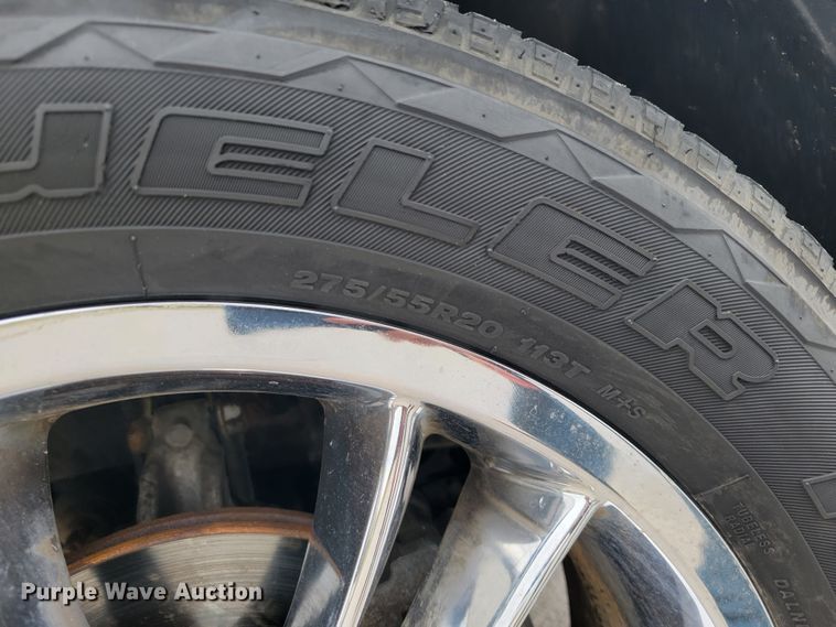 image for item JF9001 2008 Saturn Outlook XR  SUV