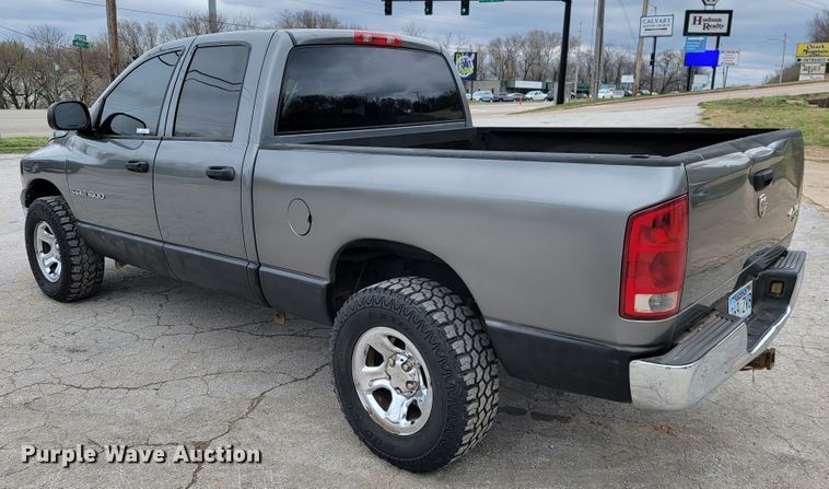image for item JF9003 2005 Dodge Ram 1500  Quad Cab pickup truck