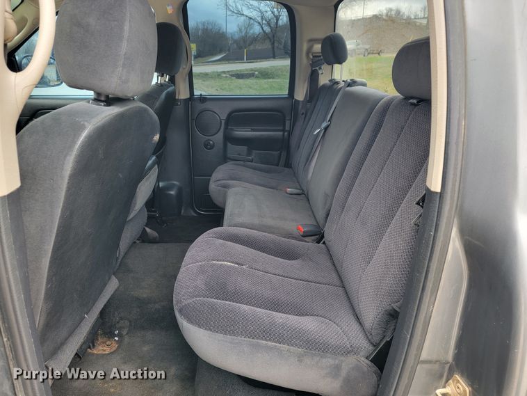 image for item JF9003 2005 Dodge Ram 1500  Quad Cab pickup truck