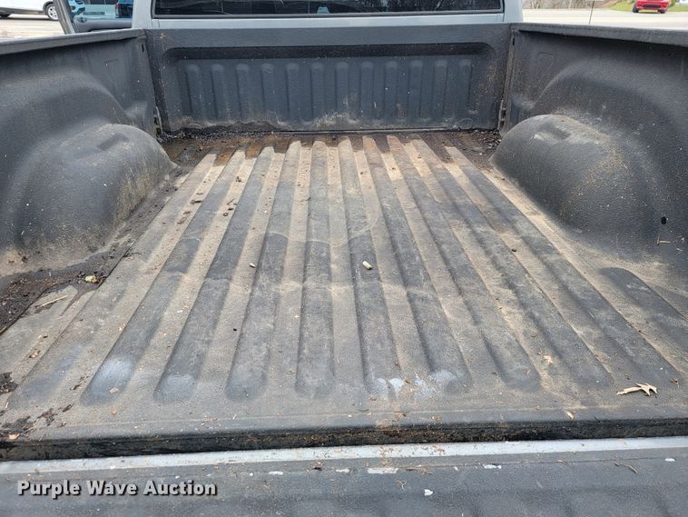 image for item JF9003 2005 Dodge Ram 1500  Quad Cab pickup truck