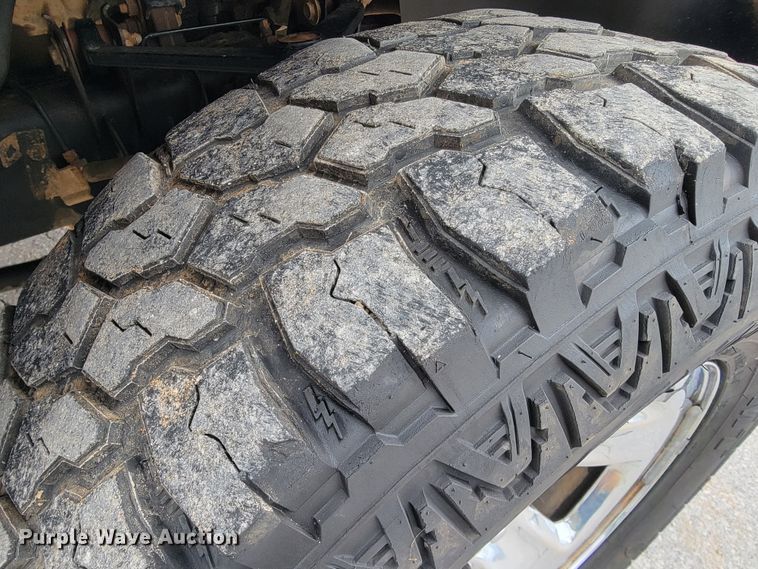 image for item JF9003 2005 Dodge Ram 1500  Quad Cab pickup truck