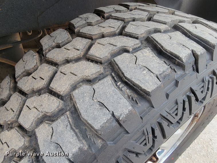 image for item JF9003 2005 Dodge Ram 1500  Quad Cab pickup truck