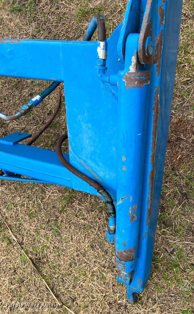 image for item JH9246 Tractor loader arms