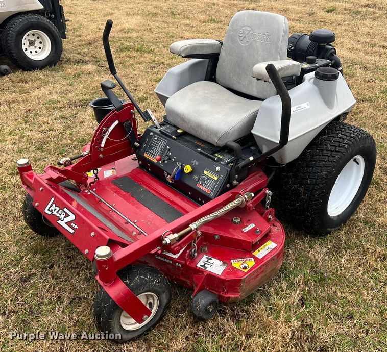 image for item JH9251 Exmark Lazer Z HP  ZTR lawn mower