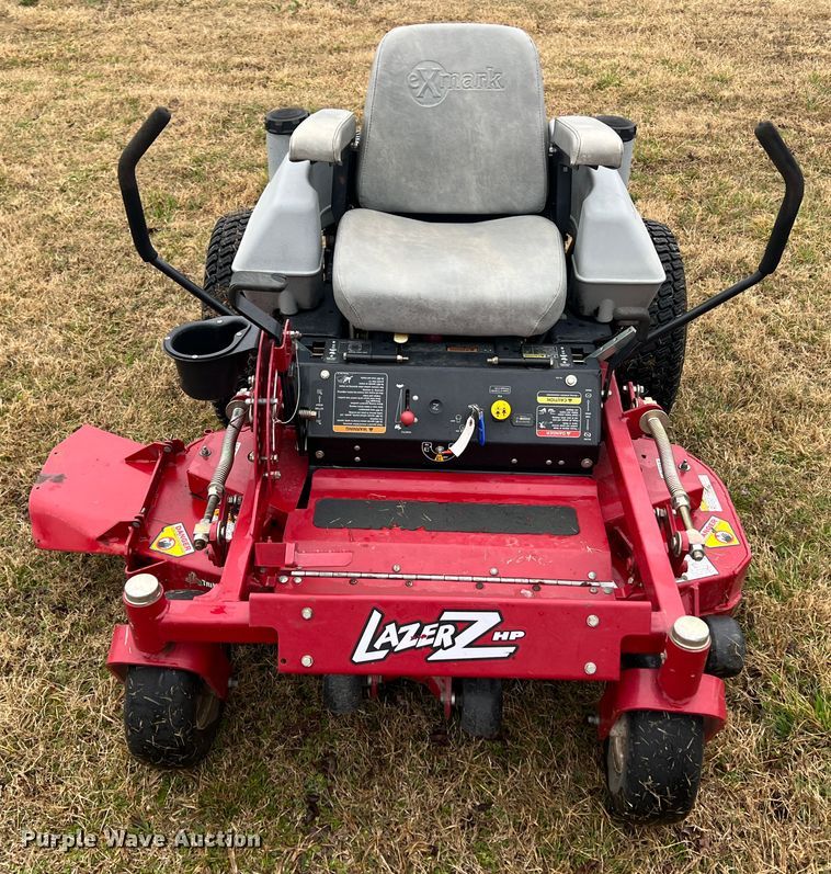 image for item JH9251 Exmark Lazer Z HP  ZTR lawn mower