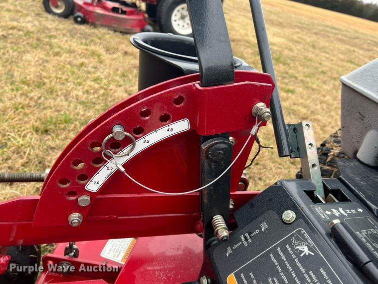 image for item JH9251 Exmark Lazer Z HP  ZTR lawn mower