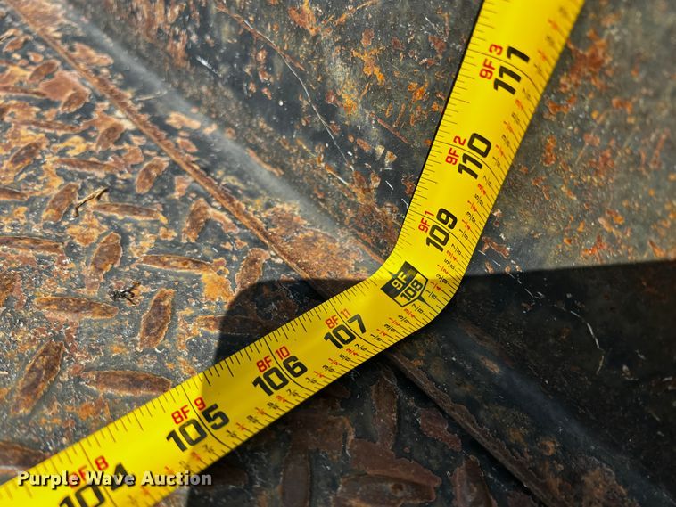 image for item JH9277 2011 Ford F450 Super Duty  flatbed truck