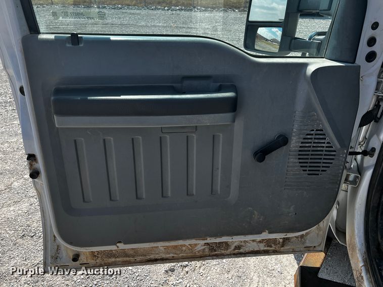 image for item JH9277 2011 Ford F450 Super Duty  flatbed truck