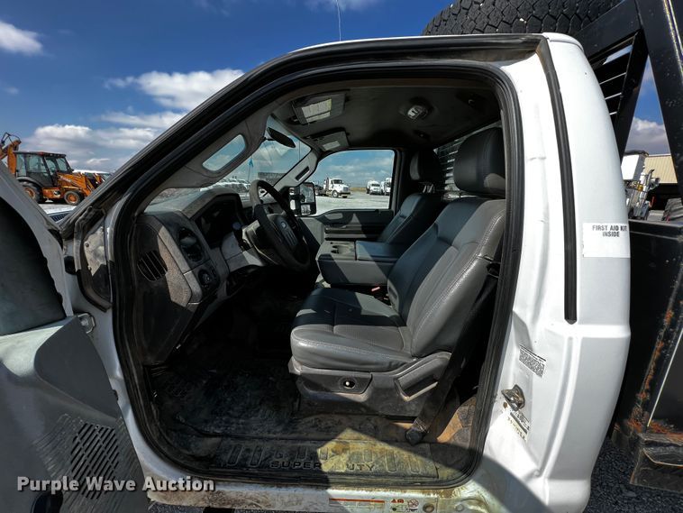 image for item JH9277 2011 Ford F450 Super Duty  flatbed truck