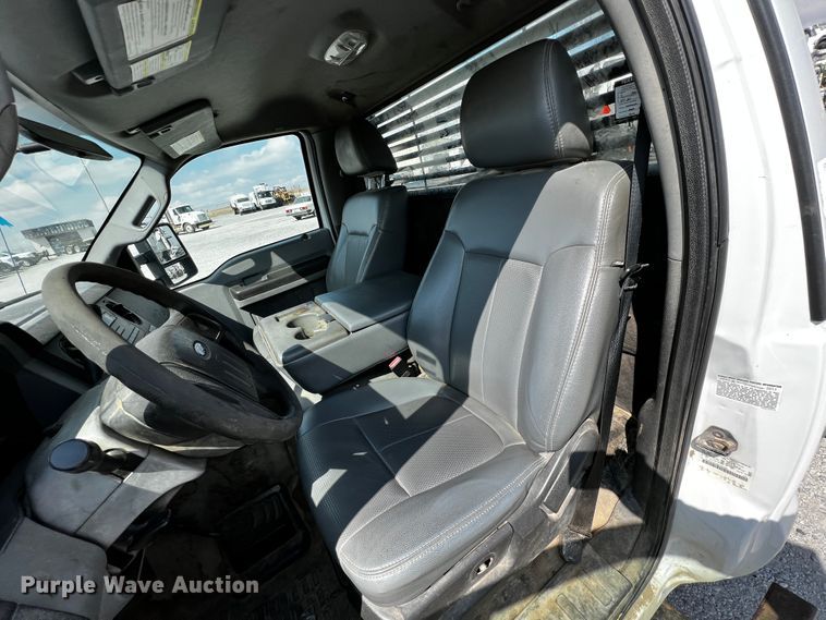 image for item JH9277 2011 Ford F450 Super Duty  flatbed truck