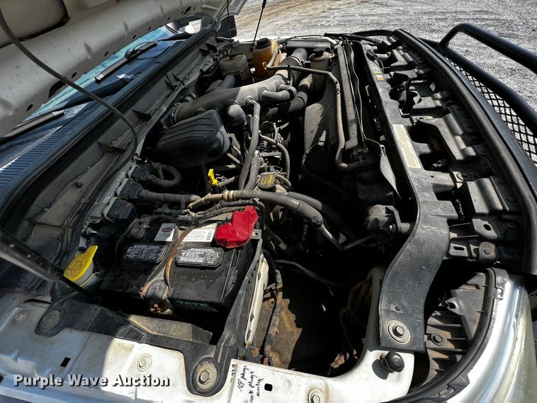 image for item JH9277 2011 Ford F450 Super Duty  flatbed truck