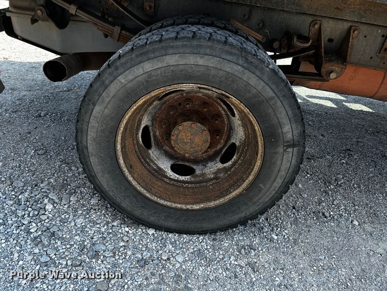 image for item JH9277 2011 Ford F450 Super Duty  flatbed truck