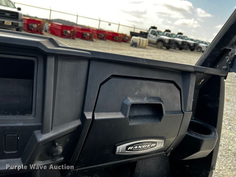 image for item JH9279 2015 Polaris Ranger 570  utility vehicle