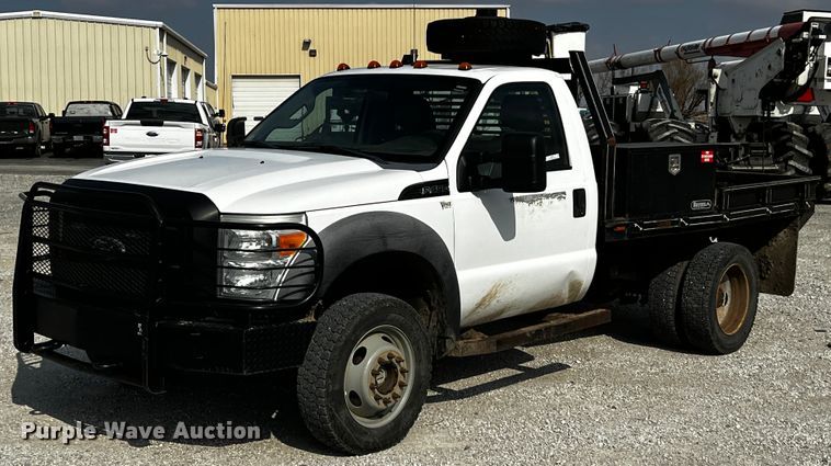 image for item JH9281 2011 Ford F450 Super Duty  flatbed truck