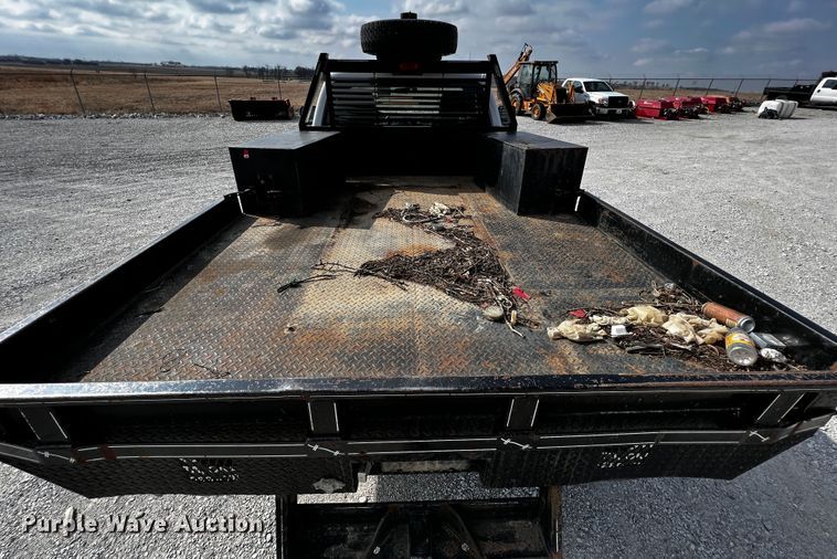 image for item JH9281 2011 Ford F450 Super Duty  flatbed truck