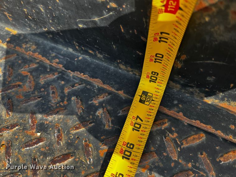 image for item JH9281 2011 Ford F450 Super Duty  flatbed truck