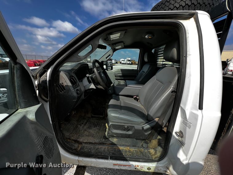 image for item JH9281 2011 Ford F450 Super Duty  flatbed truck