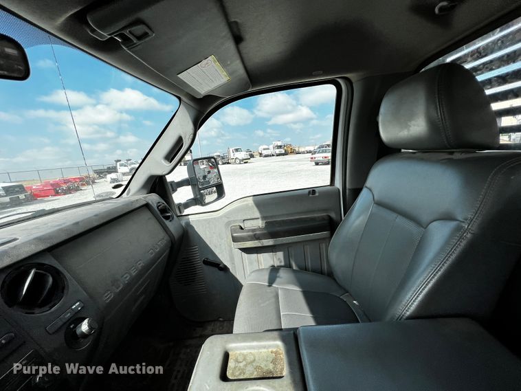 image for item JH9281 2011 Ford F450 Super Duty  flatbed truck