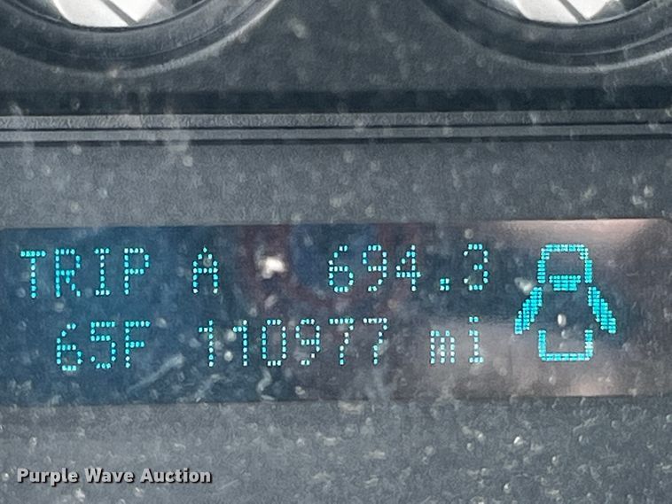 image for item JH9281 2011 Ford F450 Super Duty  flatbed truck